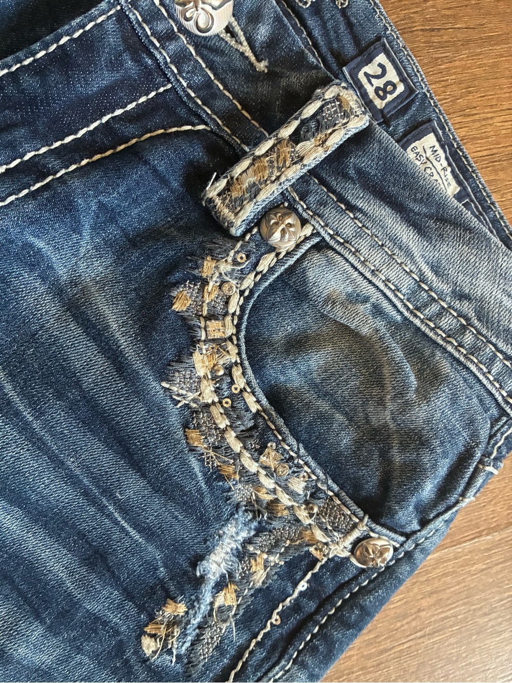Miss Me Easy Crop Distressed Denim Capri Jeans JE5846EC3 Bling Flap Pocket - Picture 13 of 15